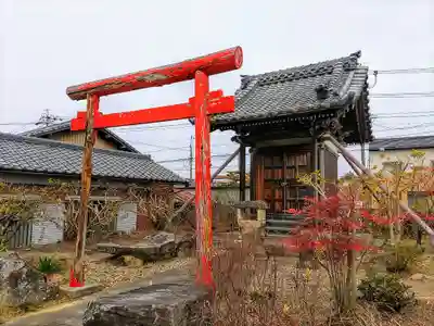 成就律寺の末社・摂社