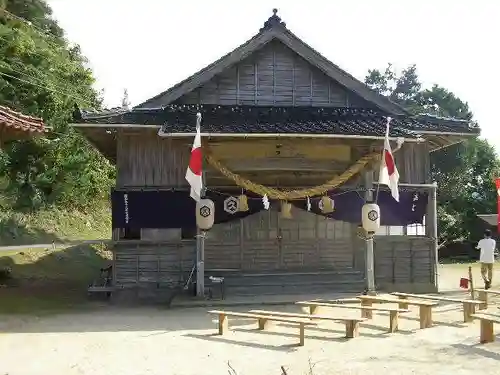 岩屋神社の本殿・本堂