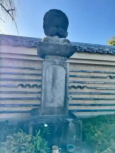 福蔵院の{uncategorized: "未分類", other: "その他", undefined: "問題あり", building: "その他建物", grave: "お墓", sacred_gate: "鳥居", guardian: "狛犬", statue: "像", buddha: "仏像", history: "歴史", nature: "自然", garden: "庭園", animal: "動物", pagoda: "塔", temizu: "手水舎", mountain_gate: "山門・神門", sanctuary: "本殿・本堂", subordinate: "末社・摂社", art: "芸術", scenery: "景色", jizo: "地蔵", ema: "絵馬", goshuin: "御朱印", omikuji: "おみくじ", items: "授与品その他", amulet: "お守り", goshuincho: "御朱印帳", eats: "食事", festival: "お祭り", votive_dance: "神楽", shichigosan: "七五三参", wedding: "結婚式", experience: "体験その他", initially: "初詣", around: "周辺", anti_infection: "感染症対策"}