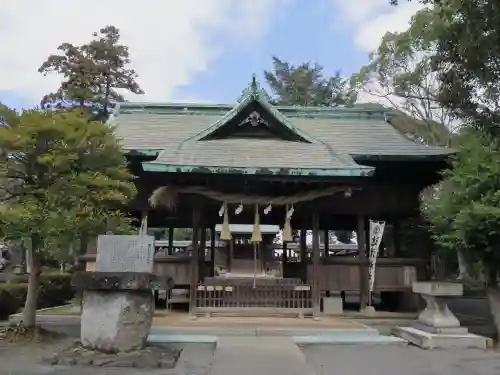 近津神社の本殿