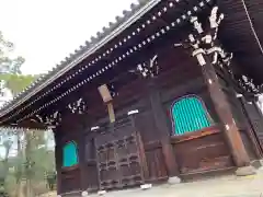 仁和寺の本殿