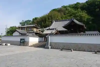 西光寺の山門・神門