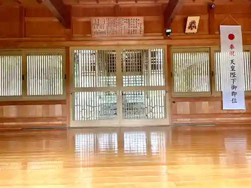 多喜諏訪神社の本殿・本堂