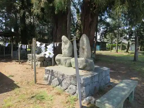 両之木八幡宮の建物その他