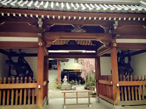 法性寺の山門・神門