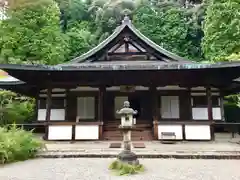 円成寺の本殿