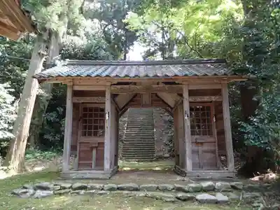 志加奴神社の山門・神門