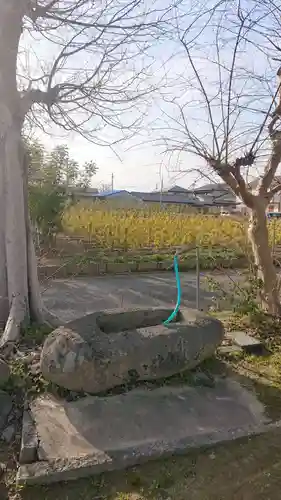 久多神社（東畑）の手水舎