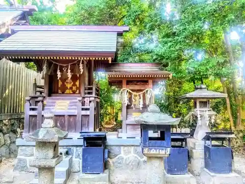 八ツ屋神明社の末社・摂社
