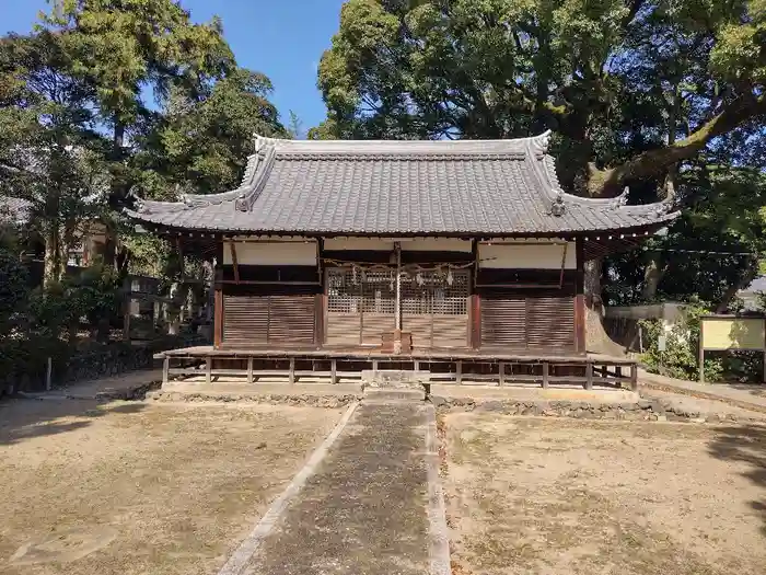 畑山神社の本殿