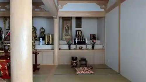 長應寺の本殿・本堂