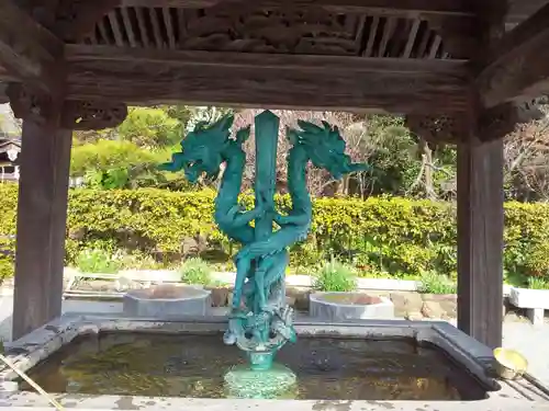 本覚寺の手水舎