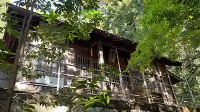 白山神社の本殿・本堂