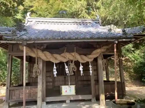 八坂熊野神社の本殿