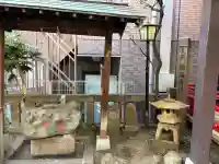 五柱稲荷神社の{uncategorized: "未分類", other: "その他", undefined: "問題あり", building: "その他建物", grave: "お墓", sacred_gate: "鳥居", guardian: "狛犬", statue: "像", buddha: "仏像", history: "歴史", nature: "自然", garden: "庭園", animal: "動物", pagoda: "塔", temizu: "手水舎", mountain_gate: "山門・神門", sanctuary: "本殿・本堂", subordinate: "末社・摂社", art: "芸術", scenery: "景色", jizo: "地蔵", ema: "絵馬", goshuin: "御朱印", omikuji: "おみくじ", items: "授与品その他", amulet: "お守り", goshuincho: "御朱印帳", eats: "食事", festival: "お祭り", votive_dance: "神楽", shichigosan: "七五三参", wedding: "結婚式", experience: "体験その他", initially: "初詣", around: "周辺", anti_infection: "感染症対策"}