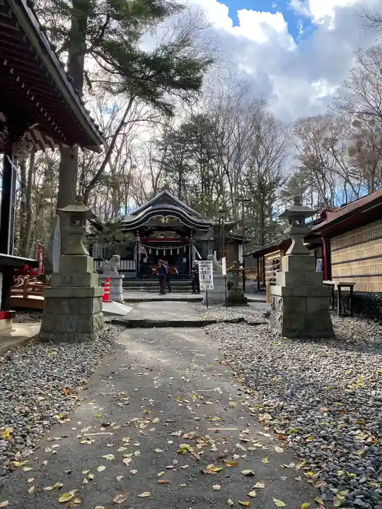 新屋山神社(山梨県)