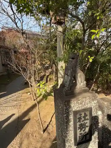 須賀神社の{uncategorized: "未分類", other: "その他", undefined: "問題あり", building: "その他建物", grave: "お墓", sacred_gate: "鳥居", guardian: "狛犬", statue: "像", buddha: "仏像", history: "歴史", nature: "自然", garden: "庭園", animal: "動物", pagoda: "塔", temizu: "手水舎", mountain_gate: "山門・神門", sanctuary: "本殿・本堂", subordinate: "末社・摂社", art: "芸術", scenery: "景色", jizo: "地蔵", ema: "絵馬", goshuin: "御朱印", omikuji: "おみくじ", items: "授与品その他", amulet: "お守り", goshuincho: "御朱印帳", eats: "食事", festival: "お祭り", votive_dance: "神楽", shichigosan: "七五三参", wedding: "結婚式", experience: "体験その他", initially: "初詣", around: "周辺", anti_infection: "感染症対策"}