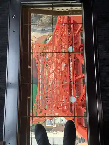 タワー大神宮の{uncategorized: "未分類", other: "その他", undefined: "問題あり", building: "その他建物", grave: "お墓", sacred_gate: "鳥居", guardian: "狛犬", statue: "像", buddha: "仏像", history: "歴史", nature: "自然", garden: "庭園", animal: "動物", pagoda: "塔", temizu: "手水舎", mountain_gate: "山門・神門", sanctuary: "本殿・本堂", subordinate: "末社・摂社", art: "芸術", scenery: "景色", jizo: "地蔵", ema: "絵馬", goshuin: "御朱印", omikuji: "おみくじ", items: "授与品その他", amulet: "お守り", goshuincho: "御朱印帳", eats: "食事", festival: "お祭り", votive_dance: "神楽", shichigosan: "七五三参", wedding: "結婚式", experience: "体験その他", initially: "初詣", around: "周辺", anti_infection: "感染症対策"}