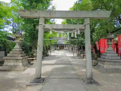 六所社（下飯田）の鳥居