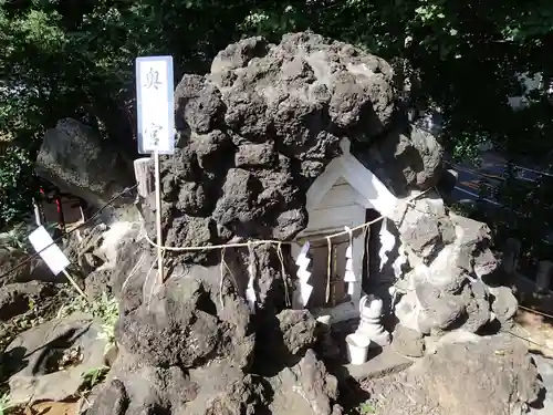 鳩森八幡神社の末社・摂社