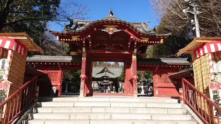 秩父神社の山門・神門