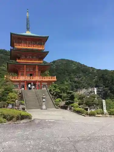 青岸渡寺の塔