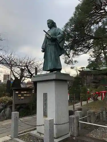 高幡不動尊　金剛寺の像