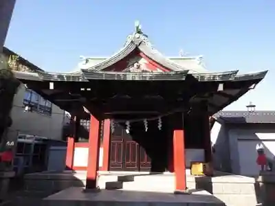 篠原稲荷神社の本殿