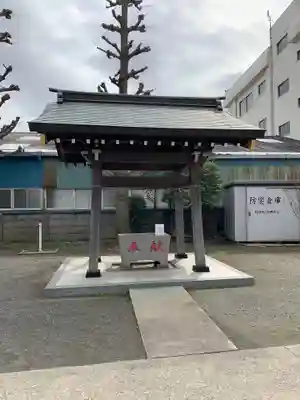 神明神社の手水舎