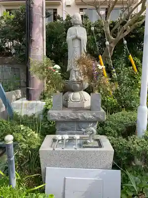 最福寺別院江の島大師の手水舎