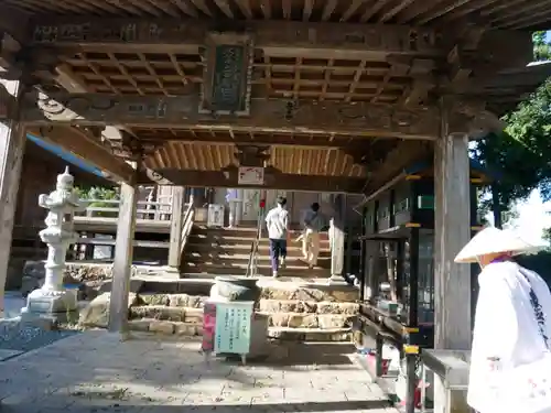 禅師峰寺の本殿