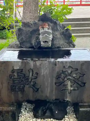 多摩川浅間神社の{uncategorized: "未分類", other: "その他", undefined: "問題あり", building: "その他建物", grave: "お墓", sacred_gate: "鳥居", guardian: "狛犬", statue: "像", buddha: "仏像", history: "歴史", nature: "自然", garden: "庭園", animal: "動物", pagoda: "塔", temizu: "手水舎", mountain_gate: "山門・神門", sanctuary: "本殿・本堂", subordinate: "末社・摂社", art: "芸術", scenery: "景色", jizo: "地蔵", ema: "絵馬", goshuin: "御朱印", omikuji: "おみくじ", items: "授与品その他", amulet: "お守り", goshuincho: "御朱印帳", eats: "食事", festival: "お祭り", votive_dance: "神楽", shichigosan: "七五三参", wedding: "結婚式", experience: "体験その他", initially: "初詣", around: "周辺", anti_infection: "感染症対策"}