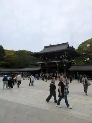 明治神宮の{uncategorized: "未分類", other: "その他", undefined: "問題あり", building: "その他建物", grave: "お墓", sacred_gate: "鳥居", guardian: "狛犬", statue: "像", buddha: "仏像", history: "歴史", nature: "自然", garden: "庭園", animal: "動物", pagoda: "塔", temizu: "手水舎", mountain_gate: "山門・神門", sanctuary: "本殿・本堂", subordinate: "末社・摂社", art: "芸術", scenery: "景色", jizo: "地蔵", ema: "絵馬", goshuin: "御朱印", omikuji: "おみくじ", items: "授与品その他", amulet: "お守り", goshuincho: "御朱印帳", eats: "食事", festival: "お祭り", votive_dance: "神楽", shichigosan: "七五三参", wedding: "結婚式", experience: "体験その他", initially: "初詣", around: "周辺", anti_infection: "感染症対策"}
