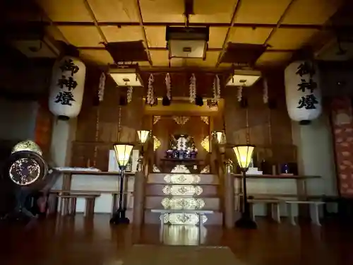 共栄稲荷神社の{uncategorized: "未分類", other: "その他", undefined: "問題あり", building: "その他建物", grave: "お墓", sacred_gate: "鳥居", guardian: "狛犬", statue: "像", buddha: "仏像", history: "歴史", nature: "自然", garden: "庭園", animal: "動物", pagoda: "塔", temizu: "手水舎", mountain_gate: "山門・神門", sanctuary: "本殿・本堂", subordinate: "末社・摂社", art: "芸術", scenery: "景色", jizo: "地蔵", ema: "絵馬", goshuin: "御朱印", omikuji: "おみくじ", items: "授与品その他", amulet: "お守り", goshuincho: "御朱印帳", eats: "食事", festival: "お祭り", votive_dance: "神楽", shichigosan: "七五三参", wedding: "結婚式", experience: "体験その他", initially: "初詣", around: "周辺", anti_infection: "感染症対策"}