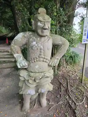 霧島岑神社の{uncategorized: "未分類", other: "その他", undefined: "問題あり", building: "その他建物", grave: "お墓", sacred_gate: "鳥居", guardian: "狛犬", statue: "像", buddha: "仏像", history: "歴史", nature: "自然", garden: "庭園", animal: "動物", pagoda: "塔", temizu: "手水舎", mountain_gate: "山門・神門", sanctuary: "本殿・本堂", subordinate: "末社・摂社", art: "芸術", scenery: "景色", jizo: "地蔵", ema: "絵馬", goshuin: "御朱印", omikuji: "おみくじ", items: "授与品その他", amulet: "お守り", goshuincho: "御朱印帳", eats: "食事", festival: "お祭り", votive_dance: "神楽", shichigosan: "七五三参", wedding: "結婚式", experience: "体験その他", initially: "初詣", around: "周辺", anti_infection: "感染症対策"}