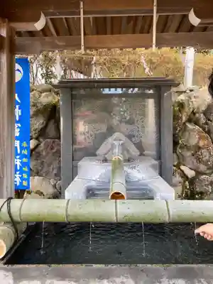 八幡竃門神社の手水舎