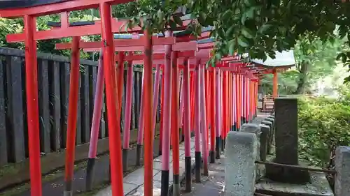 根津神社の鳥居