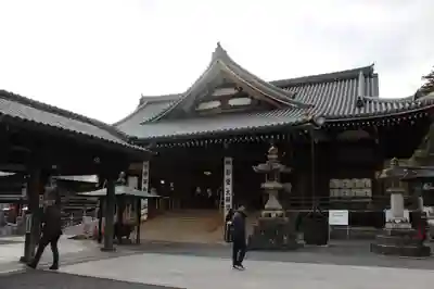 善通寺の本殿・本堂