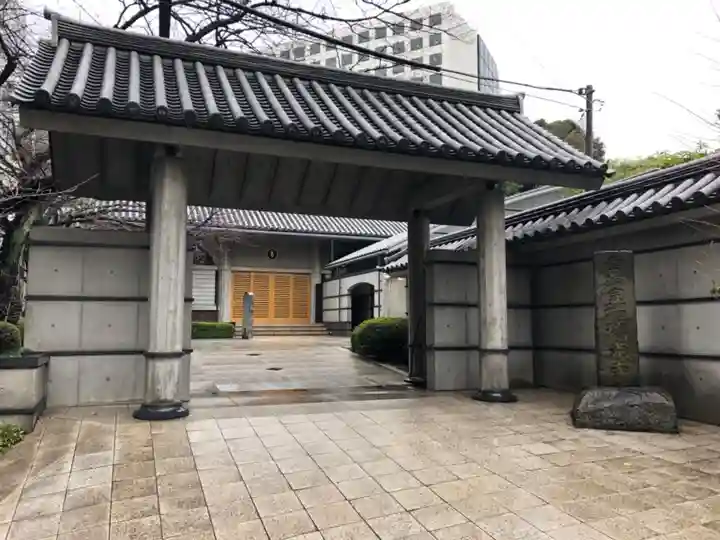 瑠璃光寺の山門・神門