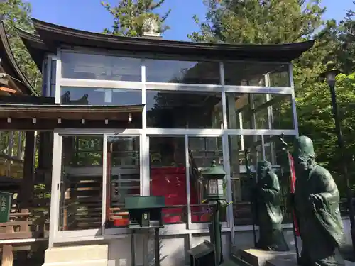 霊山寺の本殿・本堂