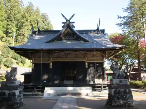 妙義神社の本殿・本堂