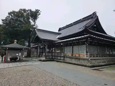 倶利迦羅不動寺山頂本堂の{uncategorized: "未分類", other: "その他", undefined: "問題あり", building: "その他建物", grave: "お墓", sacred_gate: "鳥居", guardian: "狛犬", statue: "像", buddha: "仏像", history: "歴史", nature: "自然", garden: "庭園", animal: "動物", pagoda: "塔", temizu: "手水舎", mountain_gate: "山門・神門", sanctuary: "本殿・本堂", subordinate: "末社・摂社", art: "芸術", scenery: "景色", jizo: "地蔵", ema: "絵馬", goshuin: "御朱印", omikuji: "おみくじ", items: "授与品その他", amulet: "お守り", goshuincho: "御朱印帳", eats: "食事", festival: "お祭り", votive_dance: "神楽", shichigosan: "七五三参", wedding: "結婚式", experience: "体験その他", initially: "初詣", around: "周辺", anti_infection: "感染症対策"}