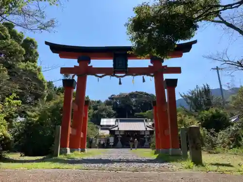 丹生官省符神社の鳥居