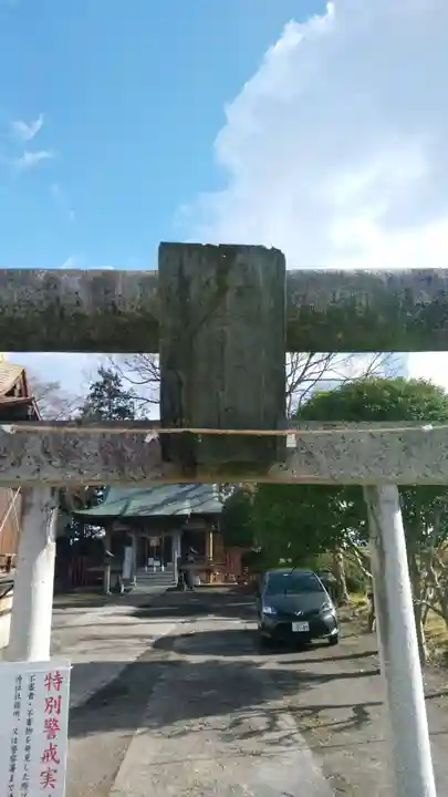 旅立稲荷神社の鳥居