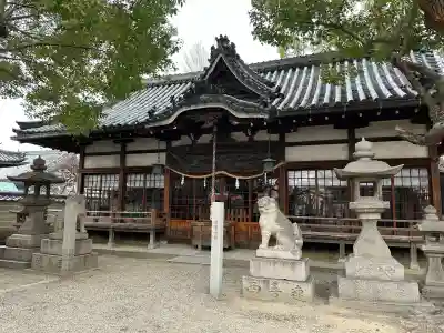 式内楯原神社の{uncategorized: "未分類", other: "その他", undefined: "問題あり", building: "その他建物", grave: "お墓", sacred_gate: "鳥居", guardian: "狛犬", statue: "像", buddha: "仏像", history: "歴史", nature: "自然", garden: "庭園", animal: "動物", pagoda: "塔", temizu: "手水舎", mountain_gate: "山門・神門", sanctuary: "本殿・本堂", subordinate: "末社・摂社", art: "芸術", scenery: "景色", jizo: "地蔵", ema: "絵馬", goshuin: "御朱印", omikuji: "おみくじ", items: "授与品その他", amulet: "お守り", goshuincho: "御朱印帳", eats: "食事", festival: "お祭り", votive_dance: "神楽", shichigosan: "七五三参", wedding: "結婚式", experience: "体験その他", initially: "初詣", around: "周辺", anti_infection: "感染症対策"}