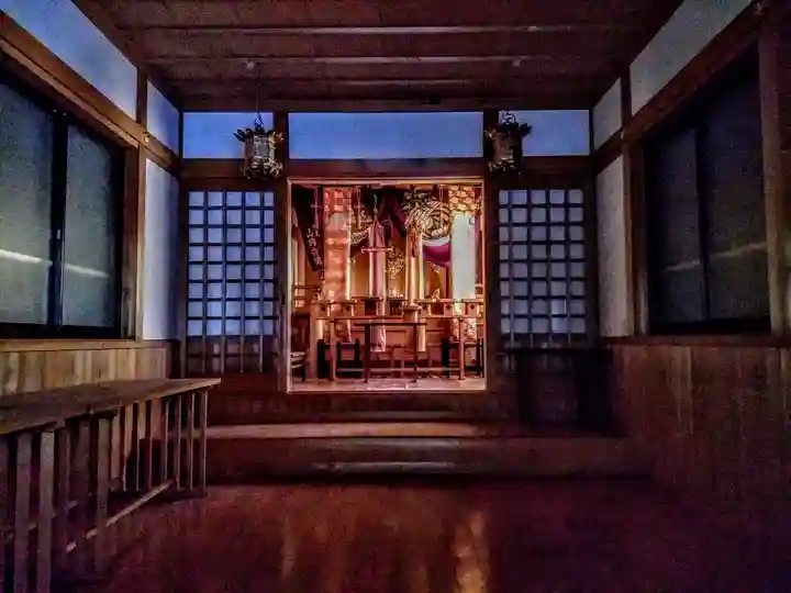壬生神社の本殿・本堂