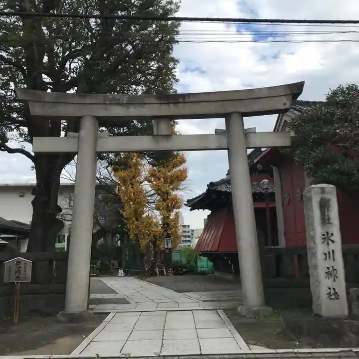 麻布氷川神社の鳥居