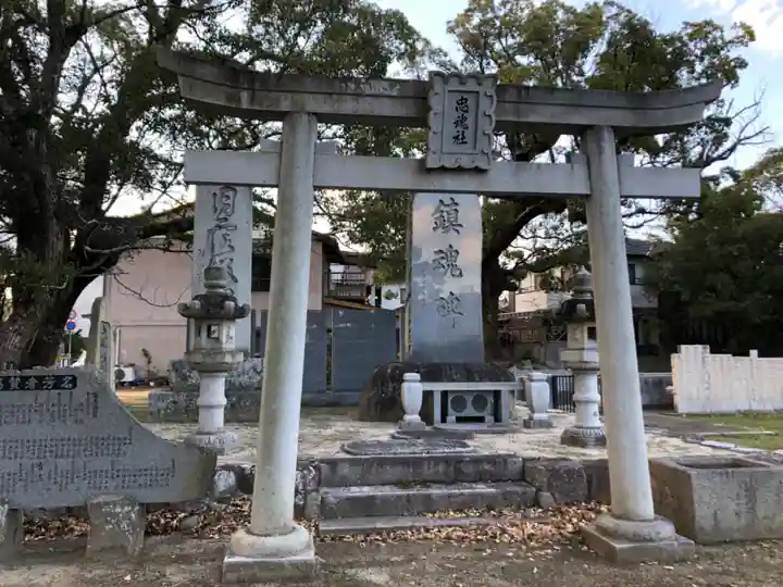白鳥神社の末社・摂社