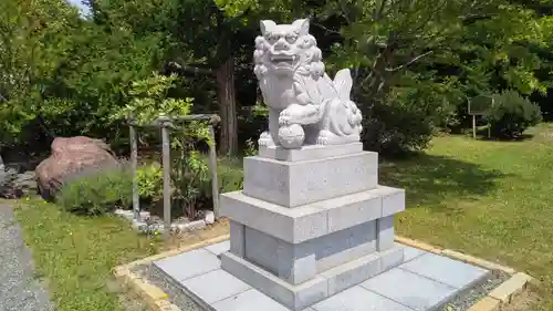 上手稲神社の狛犬