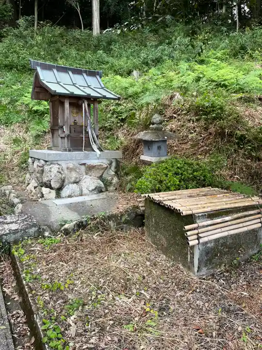 雄琴神社の末社・摂社